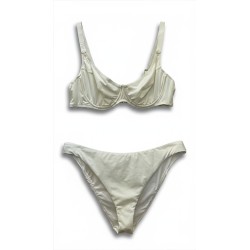 Bikini Donna – Set Due Pezzi in Elegante Bianco Crema, Top Strutturato con Ferretto e Slip dal Taglio Moderno
