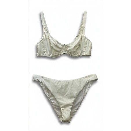 Bikini Donna – Set Due Pezzi in Elegante Bianco Crema, Top Strutturato con Ferretto e Slip dal Taglio Moderno
